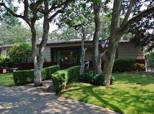 317 S Groveland Ave, Medford, OR