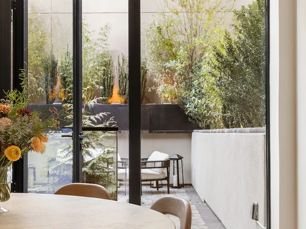 76 South 2nd Street image 4 of 37