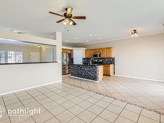 5th image of 1813 S 83rd Dr