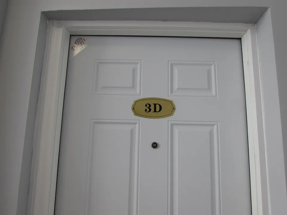 Building Photo - 8246 S Racine Ave #3D