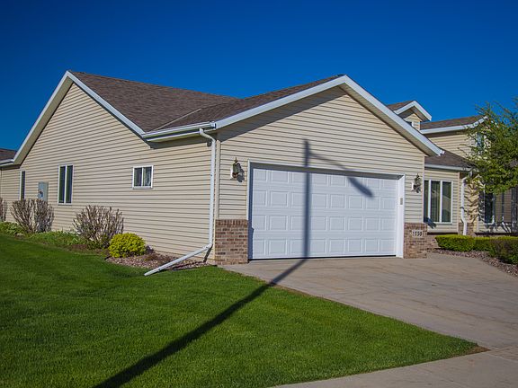 4th image of 1550 Primrose Ln