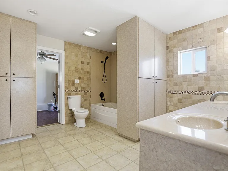 128 Skyview Ter — Photo 14