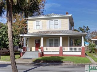 604 W Victory Dr, Savannah, GA 31415