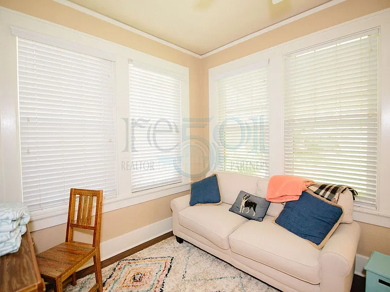 1508 Kavanaugh Blvd — Photo 28