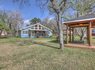 2269 Willow Dr, Conroe, TX 77304