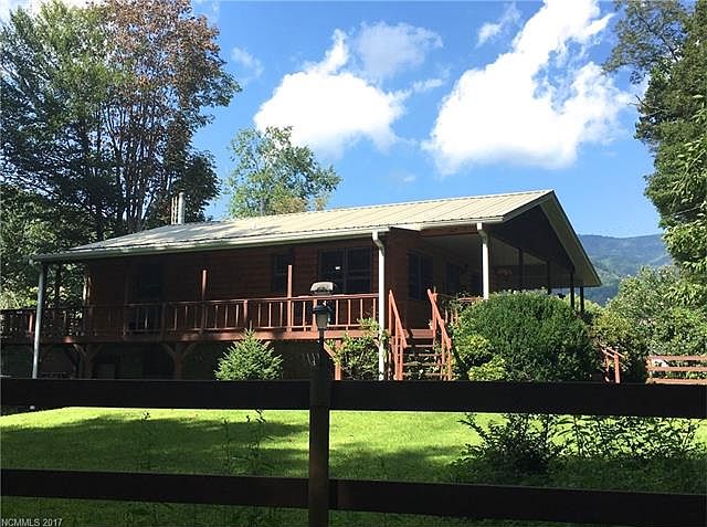 1st image of 114 Trout Pond Ln
