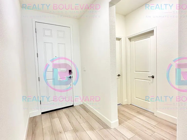 1405 Bravestone Ave — Photo 5