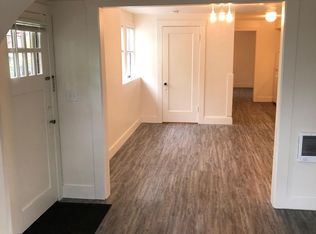 2438 SE Main St, Portland, OR 97214