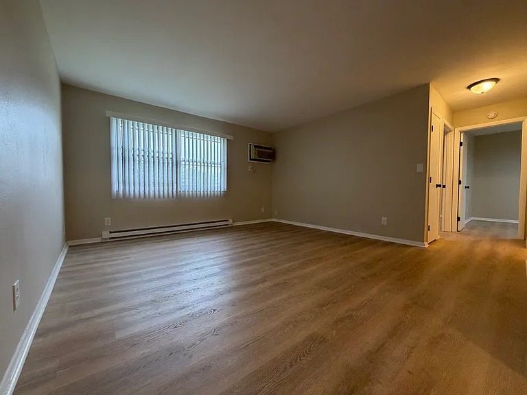 4303 Alderson St #6 — Photo 6