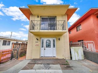 2614 W 8th Ct, Hialeah, FL 33010