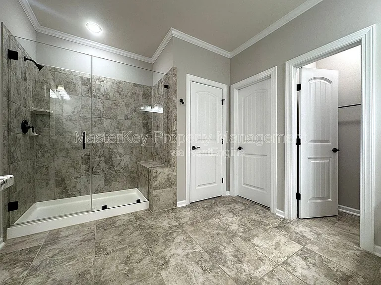 1904 Blue Jay Point — Photo 23