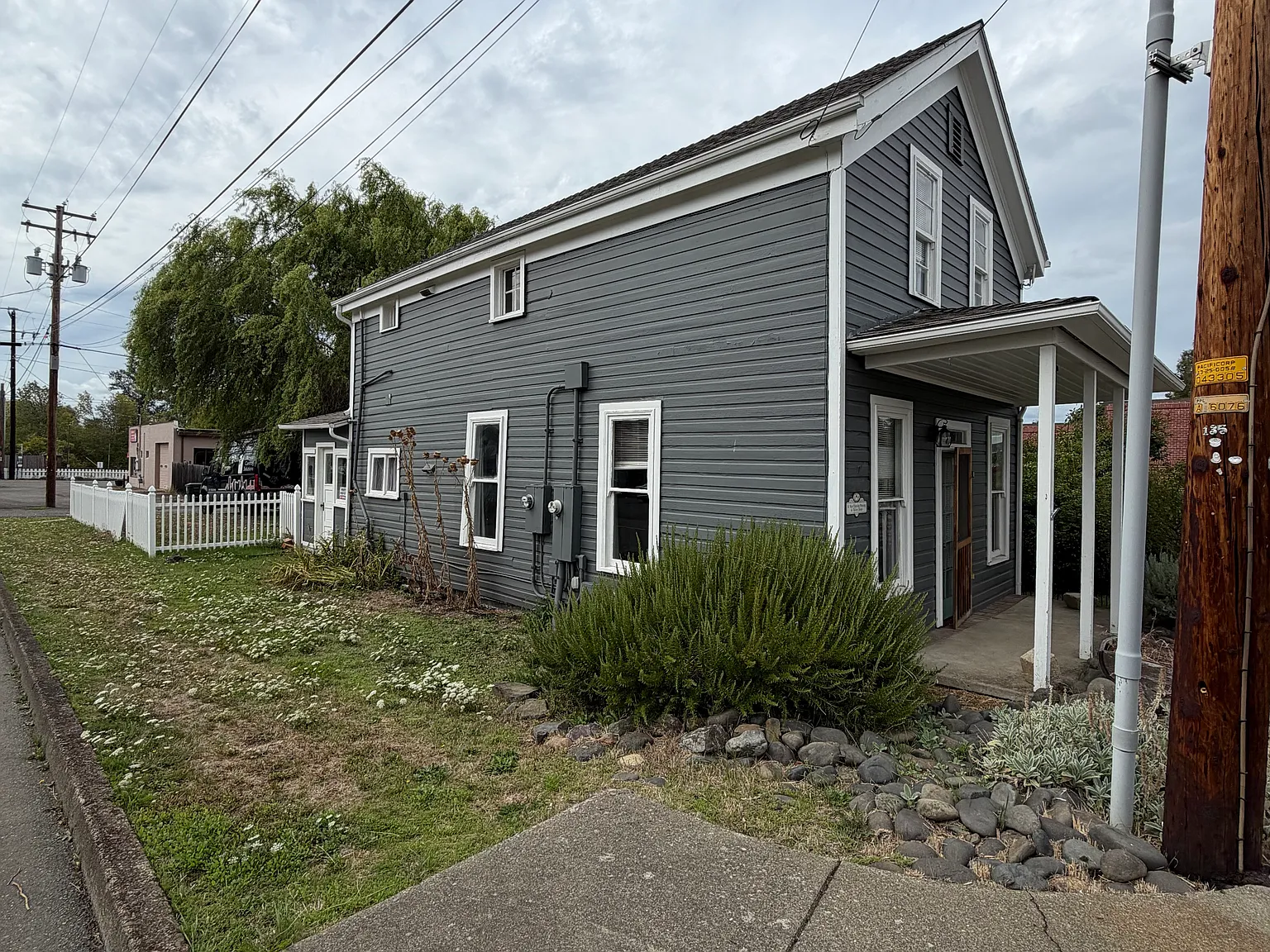 1 bed, 771 sqft, $1,300 — Photo 2