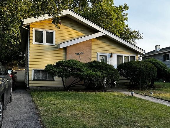 2nd image of 701 W James St