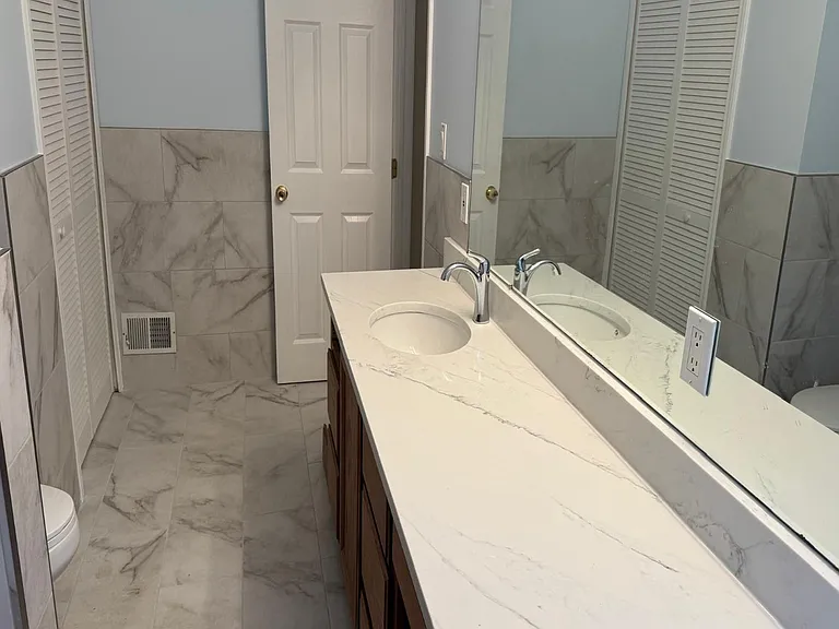 3379 Crooks Rd — Photo 23