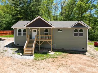 121 Allen Dr, Fletcher, NC 28732