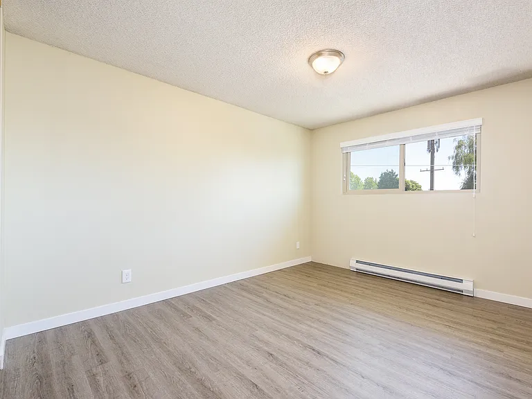 Stonebridge Apartments — Photo 79