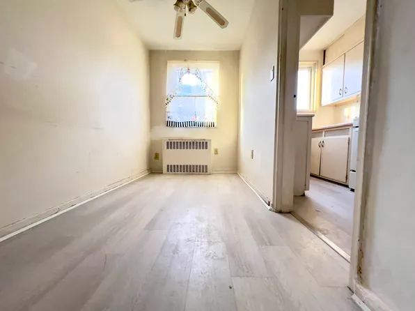 216-25 73rd Avenue image 19 of 32