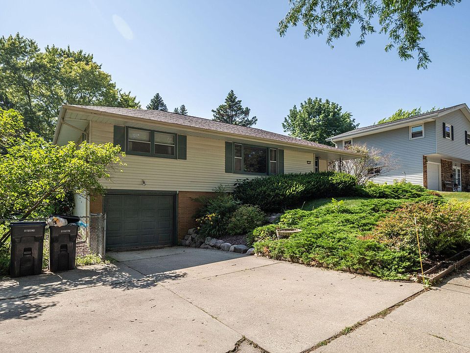 1st image of 1148 Irving Pl