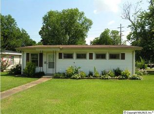 2001 Nelson St SE, Decatur, AL 35601