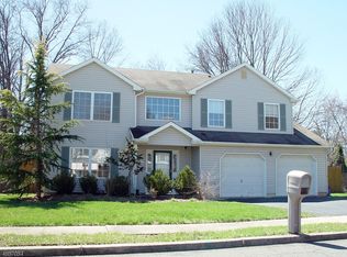 2 Halsey St, Somerset, NJ