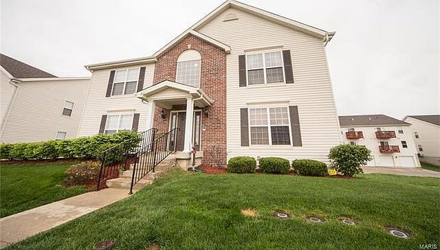 1st image of 712 Harbor Woods Dr