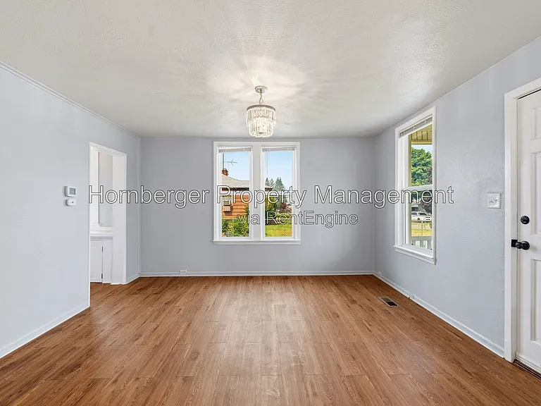 3502 E Jackson Ave — Photo 12