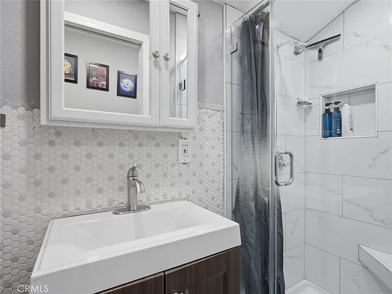 11642 Daniel Ave — Photo 39