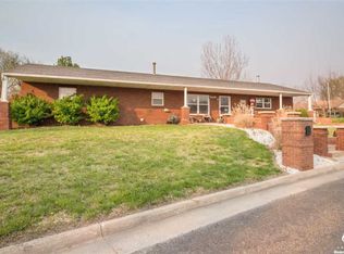 303 W Maple St, Saint Marys, KS 66536