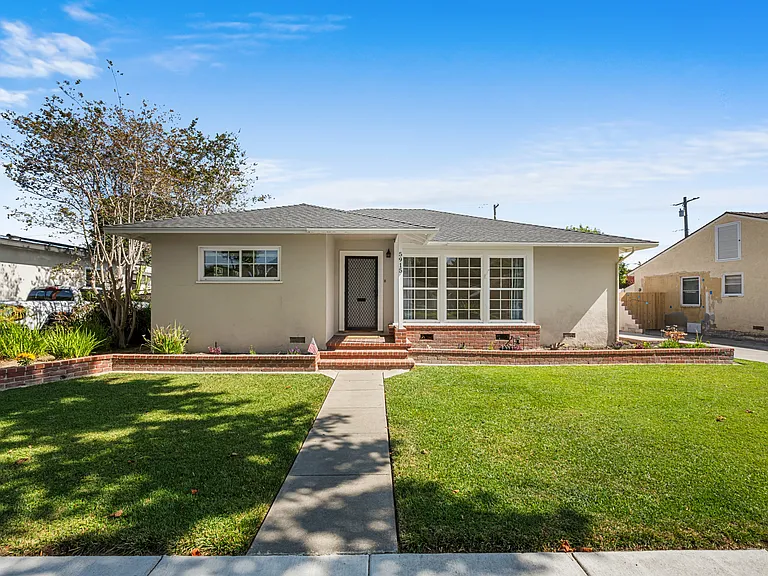 5915 E Rosebay St — Photo 3