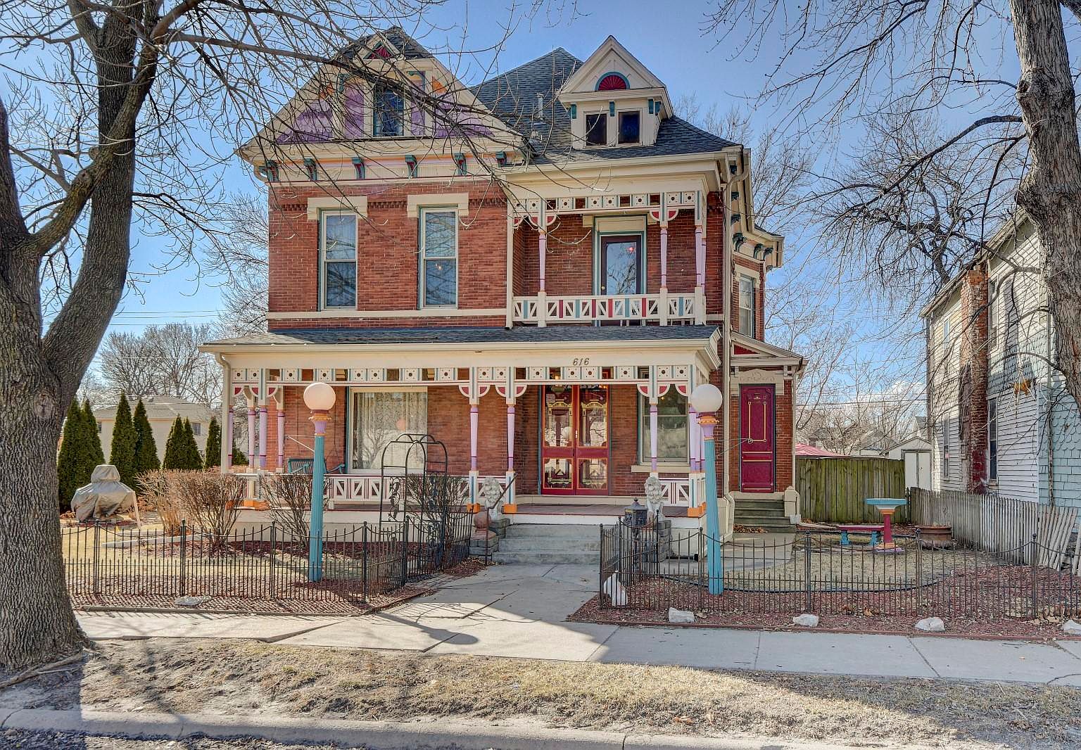 616 S 7th St, Council Bluffs, IA 51501 Zillow