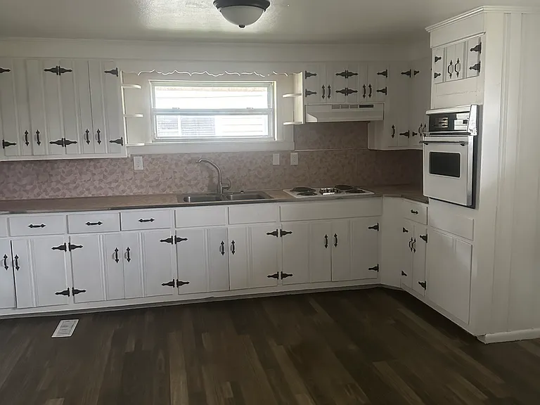 620 Edmonds Ave — Photo 3