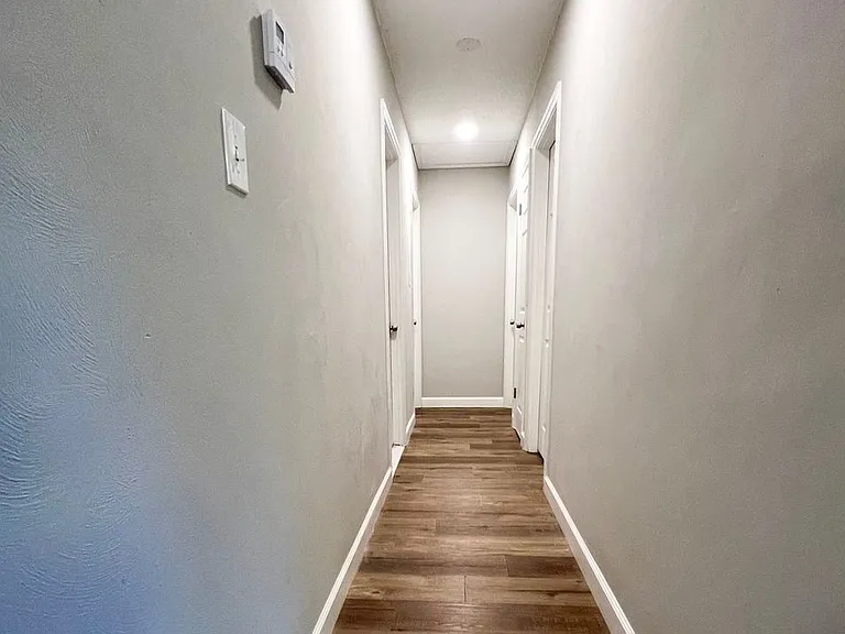 908 Serf Ct — Photo 21