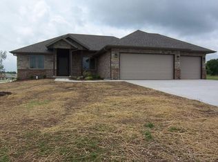 1668 E Chickamauga Dr, Republic, MO 65738