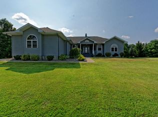 101 Aspen Woods Rd, Amsterdam, NY 12010