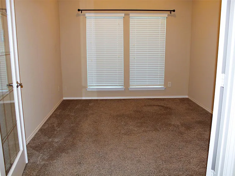 2919 Rivermist Ln — Photo 5