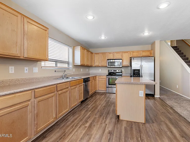 34994 N Barzona Trl — Photo 8