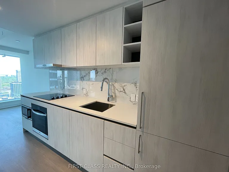 8 Wellesley St W #4107 — Photo 7