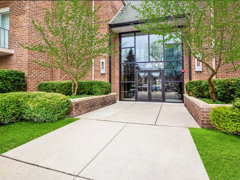 1st image of 6 Oak Brook Club Dr APT J307