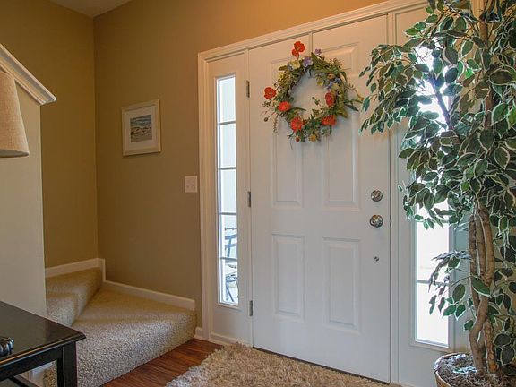 4th image of 12875 Warm Creek Dr