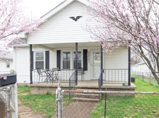 241 McShane St, Columbus, IN 47201