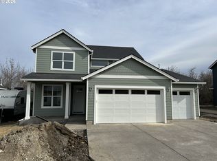 1201 Rachel Ln, Molalla, OR 97038