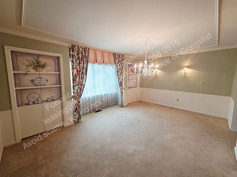 157 N Gates Ave — Photo 6