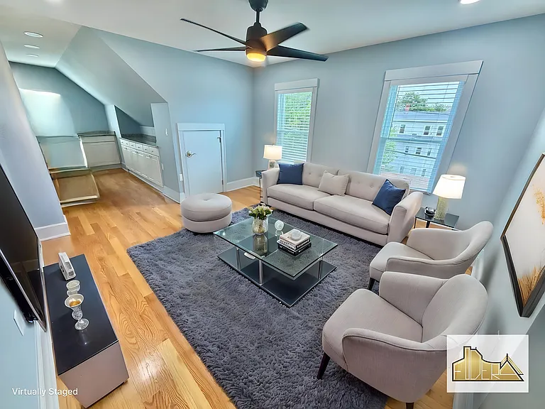 162 Salem St #3 — Photo 1