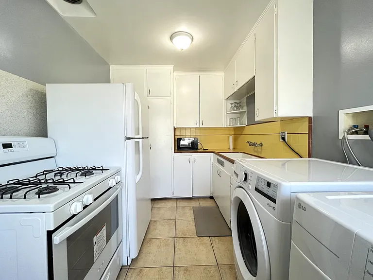 1283 N Sierra Way #1283 — Photo 7