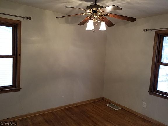 5th image of 10825 Goodrich Ave S