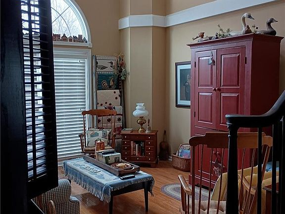3rd image of 3470 Park Pl