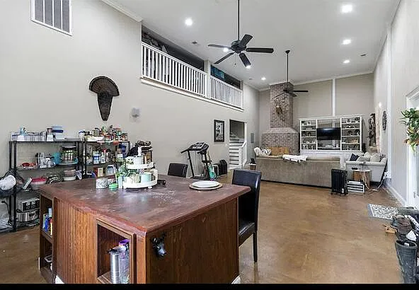 1382 Dupre Rd — Photo 3