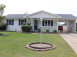 114 Larkspur Dr, Catlin, IL