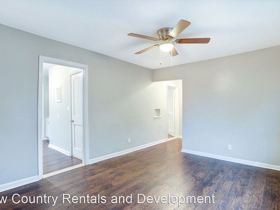 1st image of 1121 E Park Ave #6946292