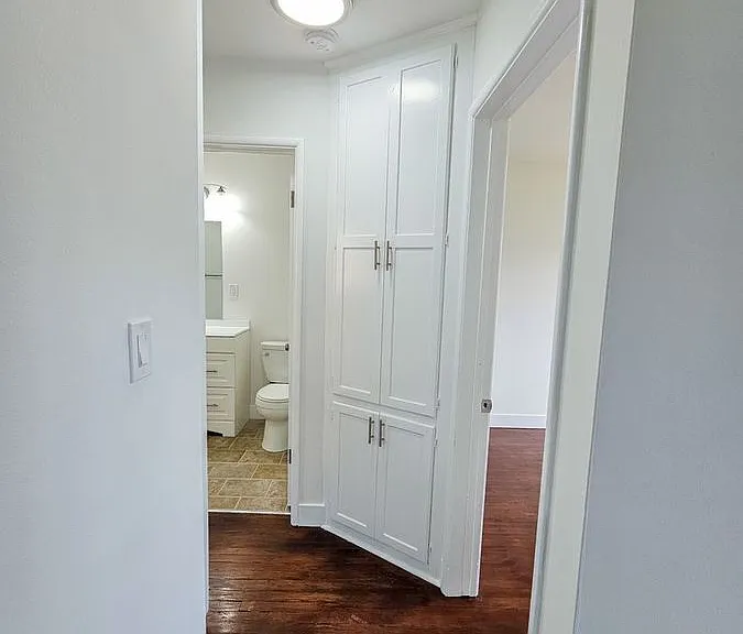 2426 N Buena Vista St #2426B — Photo 12
